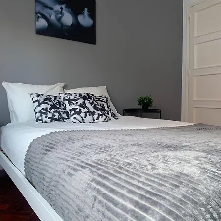 Amazing In Centre Of Lisbon, Location *