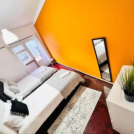 Hostel Amazing In Centre Of Lisbon, Location