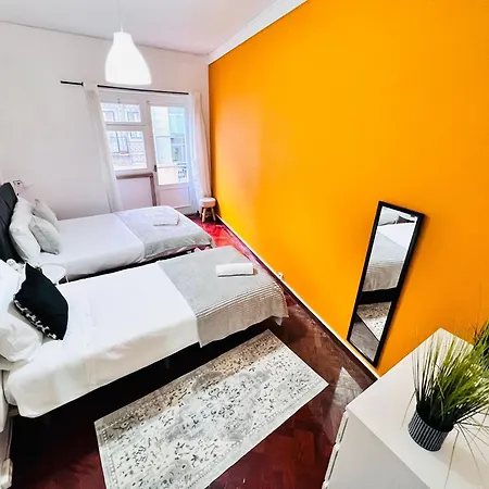 Amazing In Centre Of Lisbon, Location Hostel